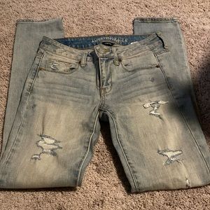 American Eagle Skinny Light Blue Distressed Jeans sz 4 Regular